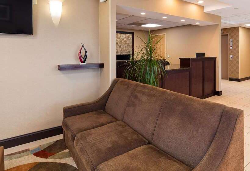 هتل Best Western Springfield West Inn