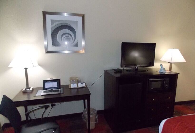 هتل Best Western Springfield West Inn