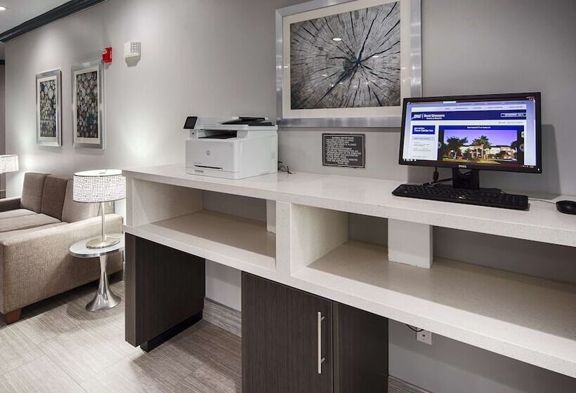 호텔 Best Western Town Center Inn