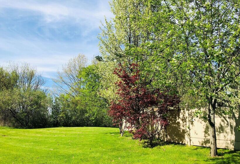 هتل Best Western West Lebanon Hanover