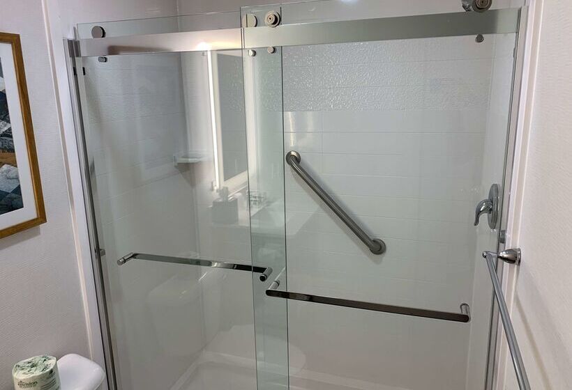 هتل Best Western West Lebanon Hanover