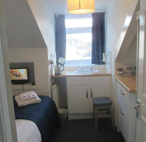 هتل Caledonia Guest House