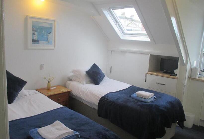 هتل Caledonia Guest House