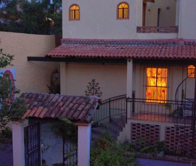 هتل Casa De La Noche