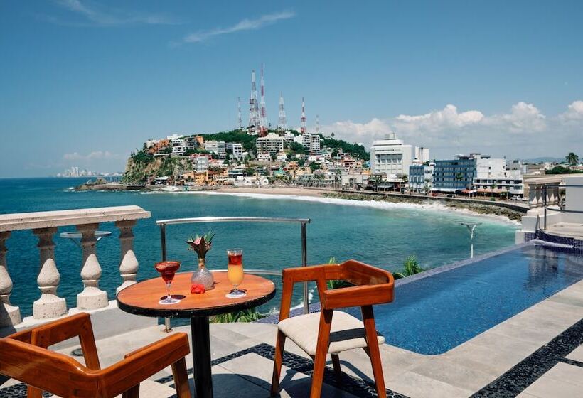 فندق Casa Lucila Mazatlán Curamoria Collection