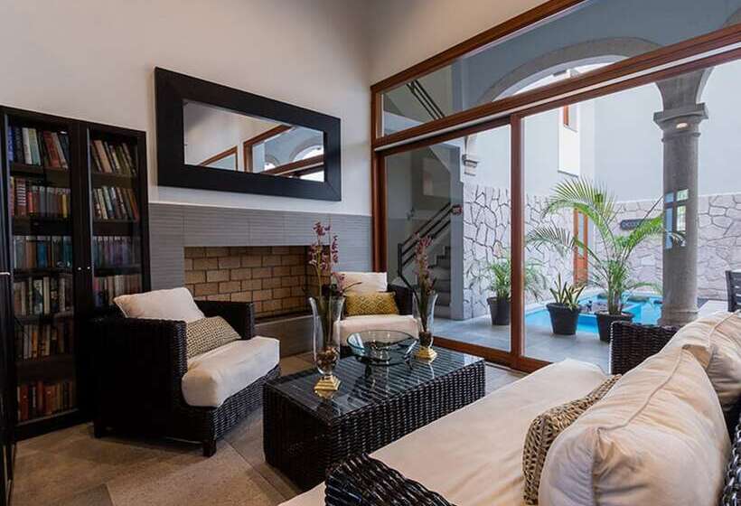 فندق Casa Lucila Mazatlán Curamoria Collection