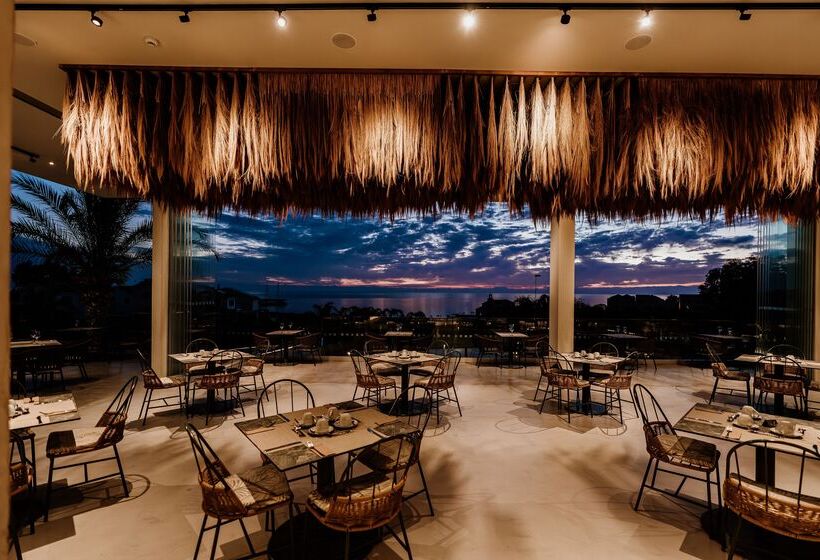 ホテル Cavo Zoe Seaside