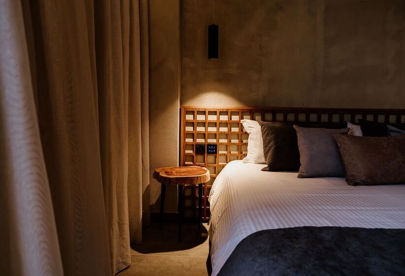 هتل Cavo Zoe Seaside
