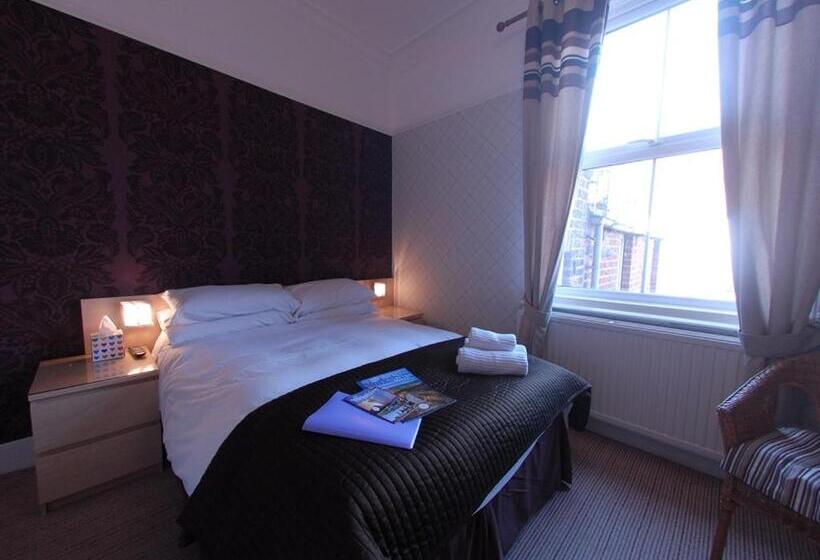 בית מלון כפרי Chiltern Guest House