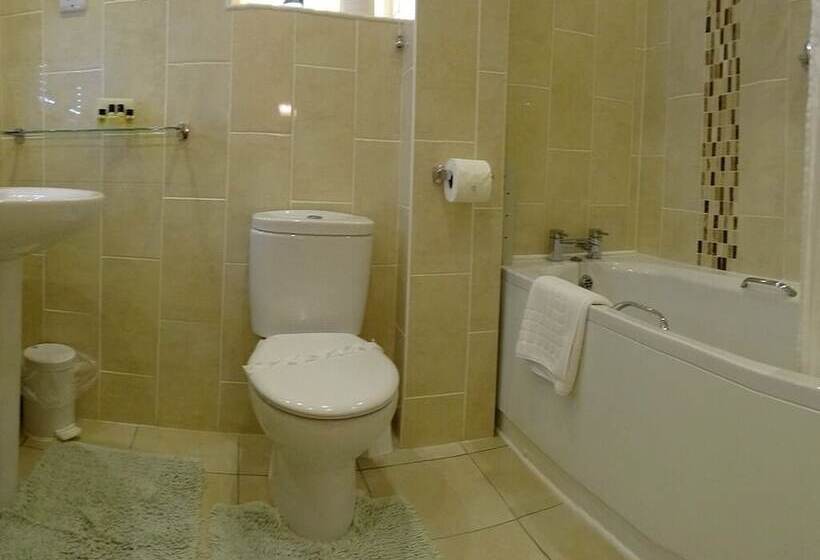 ホテル The Chudleigh