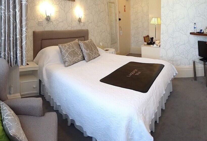 Отель The Chudleigh