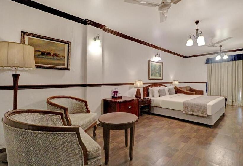 בית מלון כפרי Citrus Chambers Mahabaleshwar