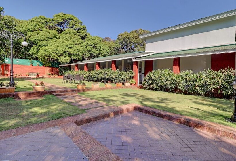 בית מלון כפרי Citrus Chambers Mahabaleshwar