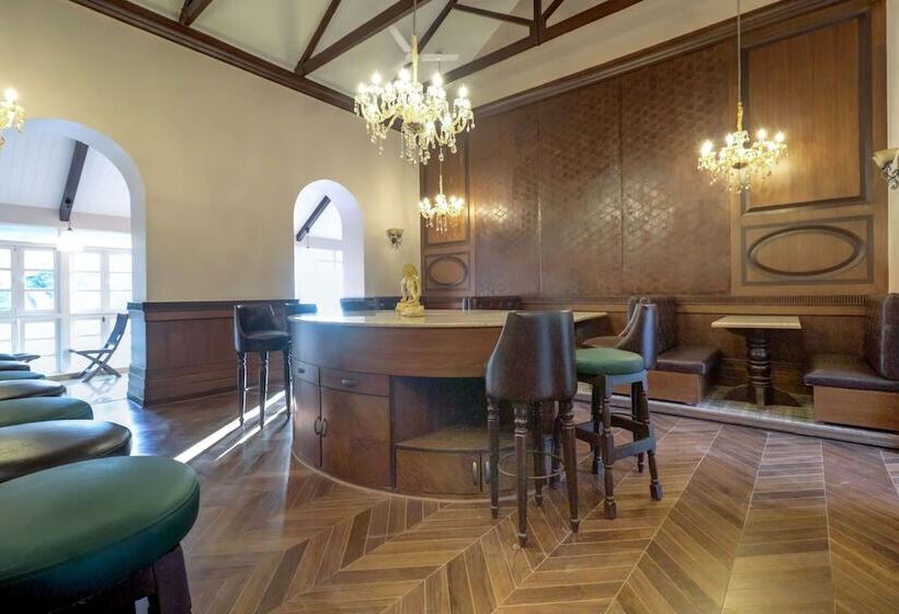 בית מלון כפרי Citrus Chambers Mahabaleshwar