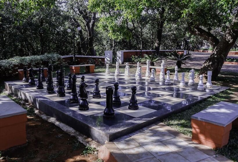 בית מלון כפרי Citrus Chambers Mahabaleshwar