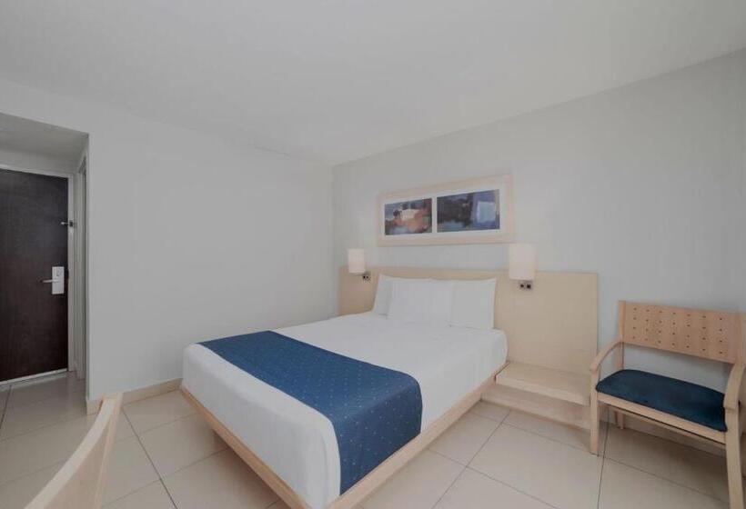 فندق City Express By Marriott Minatitlán