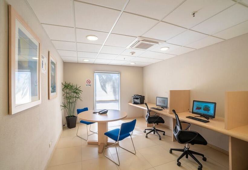 فندق City Express By Marriott Ciudad Del Carmen