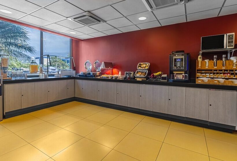 هتل City Express Junior By Marriott Tuxtla Gutierrez Poliforum