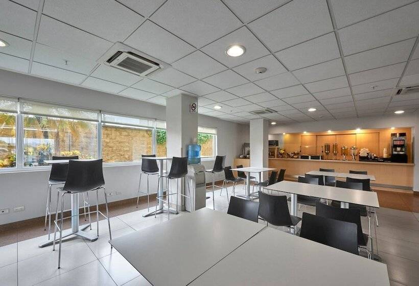 فندق City Express By Marriott Minatitlán