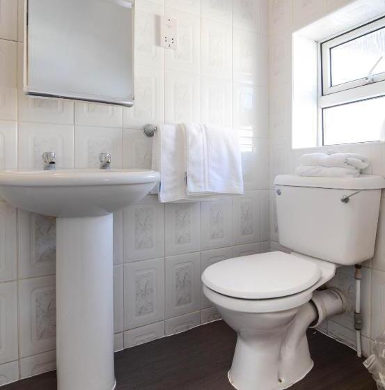 בית מלון כפרי Clifton Villa   Southport