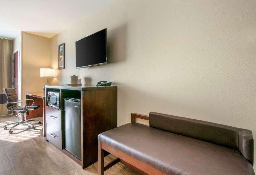 فندق Comfort Inn & Suites Van Buren   Fort Smith