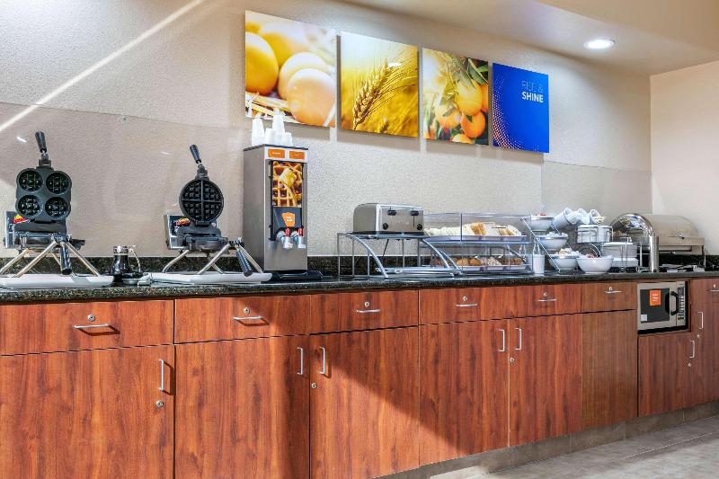فندق Comfort Inn & Suites Van Buren   Fort Smith