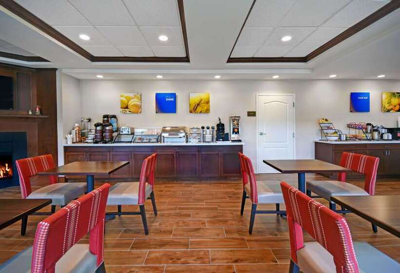 فندق Comfort Inn & Suites