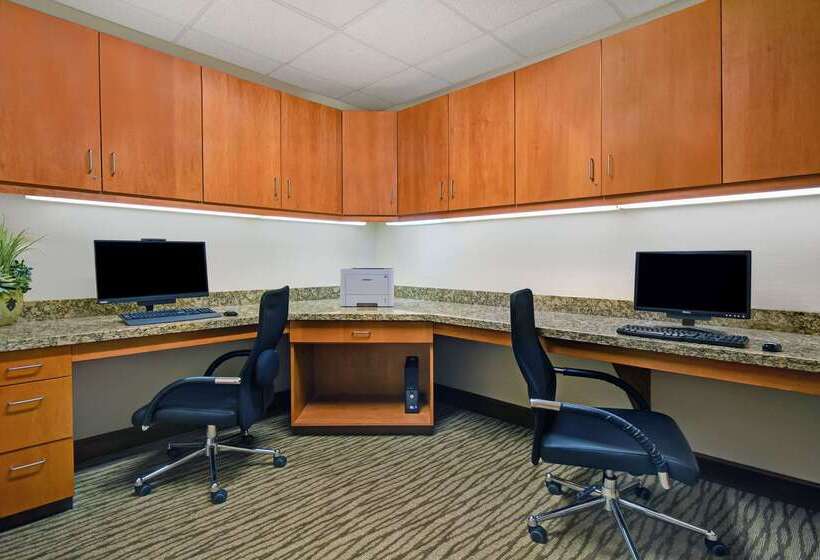 فندق Comfort Inn & Suites