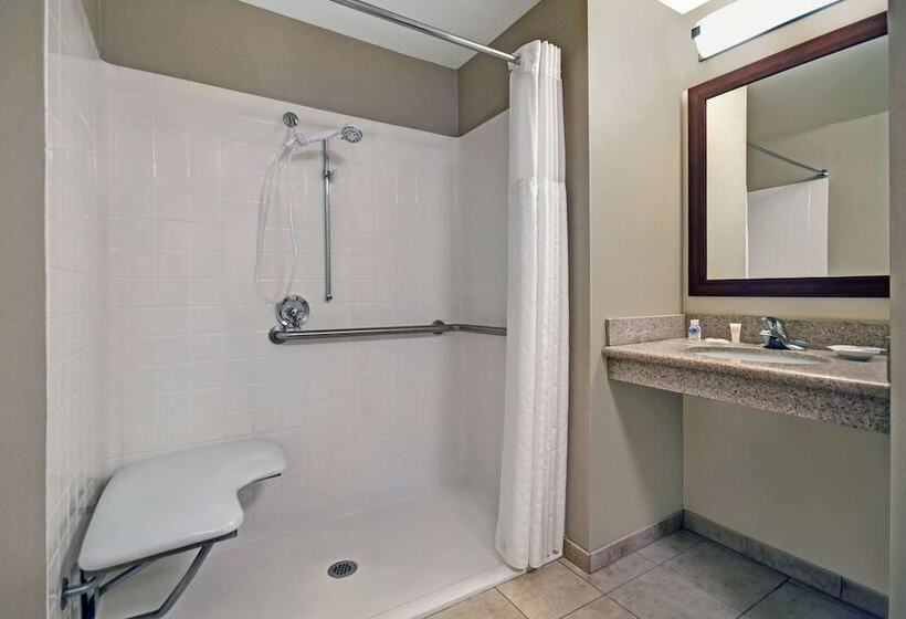 فندق Comfort Inn & Suites