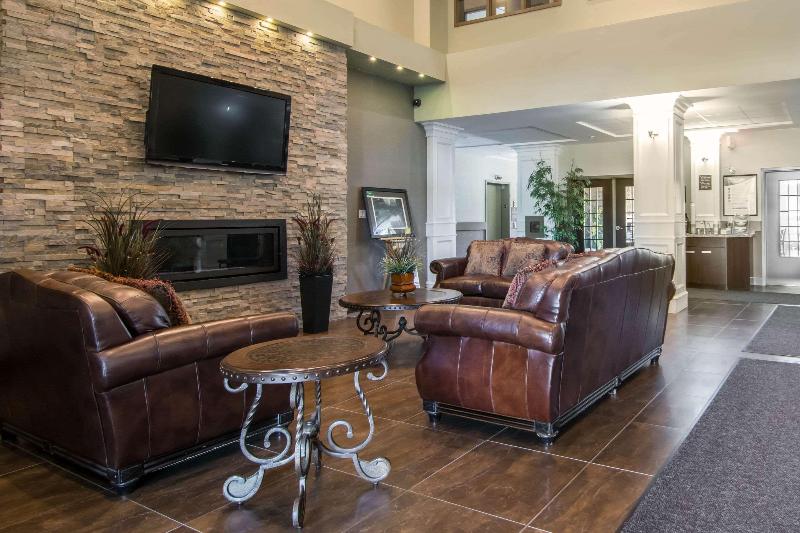 בית מלון כפרי Comfort Inn & Suites