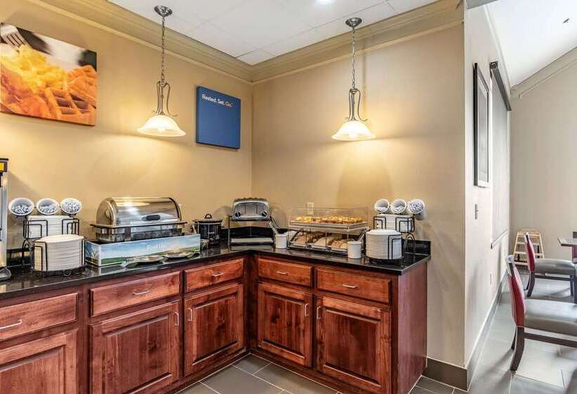 فندق Comfort Inn & Suites Tuscumbiamuscle Shoals