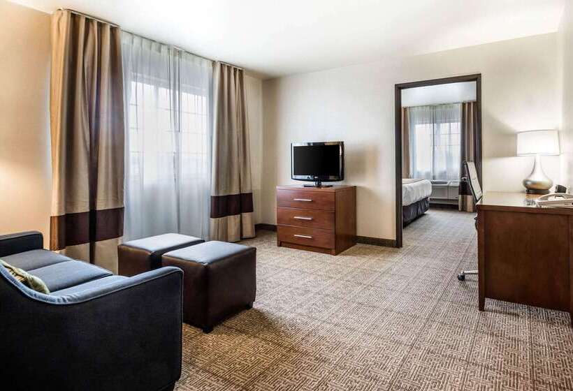 酒店 Comfort Suites At Par 4 Resort
