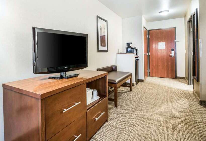 فندق Comfort Suites At Par 4 Resort