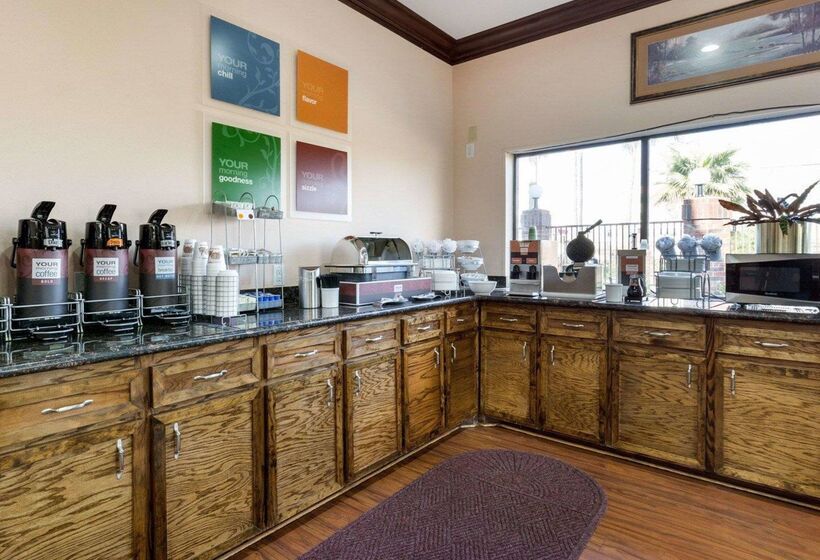 ホテル Comfort Suites Lake Jackson Clute