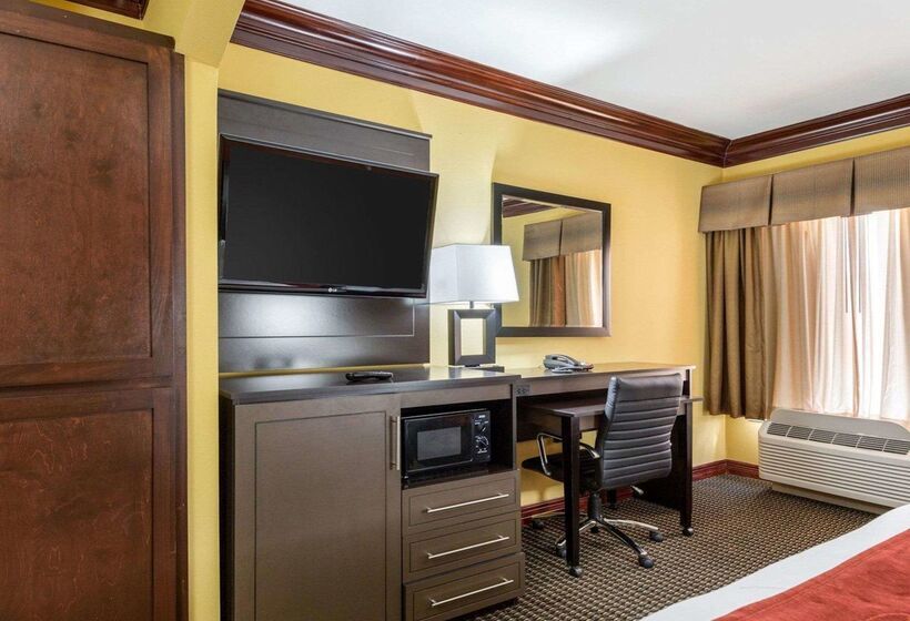 ホテル Comfort Suites Lake Jackson Clute