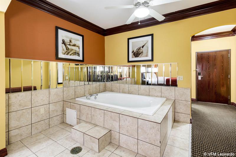 ホテル Comfort Suites Lake Jackson Clute