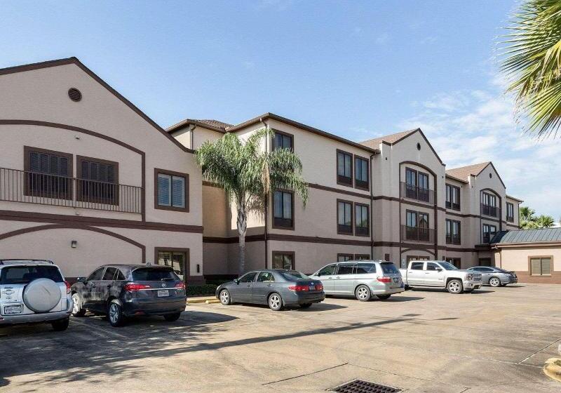 ホテル Comfort Suites Lake Jackson Clute