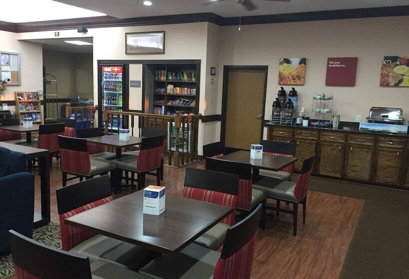 ホテル Comfort Suites Lake Jackson Clute