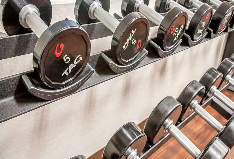 فندق Comfort Suites West Warwick  Providence