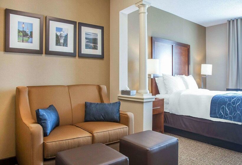 فندق Comfort Suites West Warwick  Providence