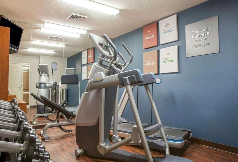 فندق Comfort Suites West Warwick  Providence