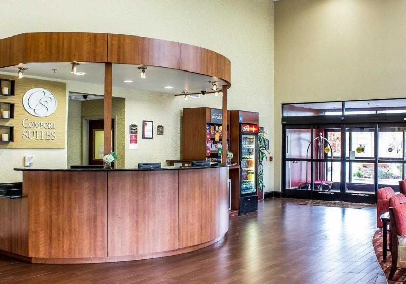 ホテル Comfort Suites Wilson  I  95