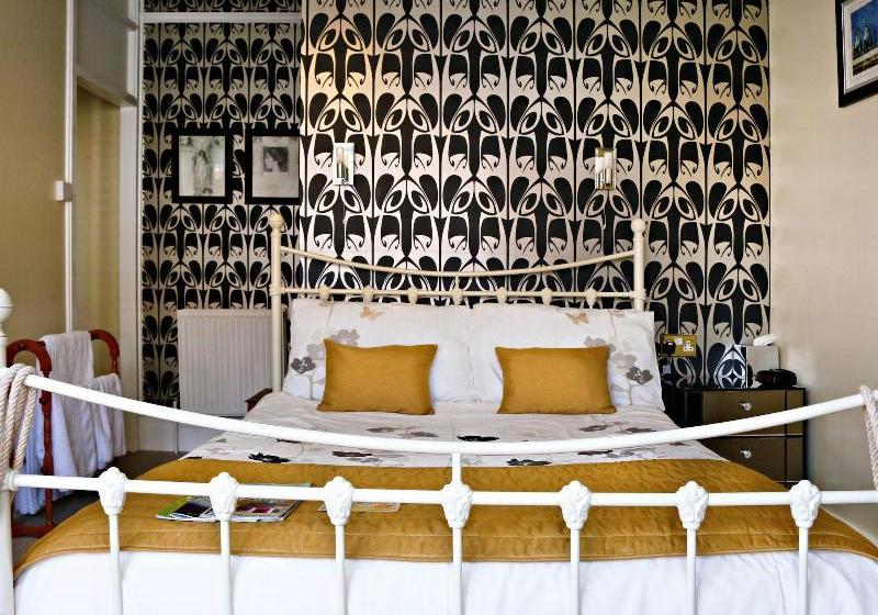 فندق Copperfields Vegetarian Guest House