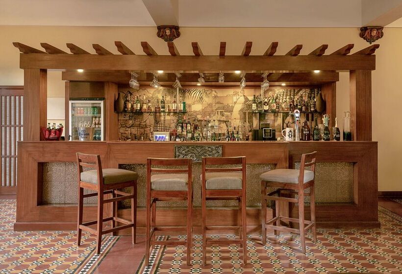 ホテル Country Inn & Suites By Radisson, Goa Candolim