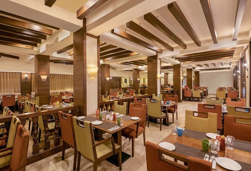 ホテル Country Inn & Suites By Radisson, Goa Candolim