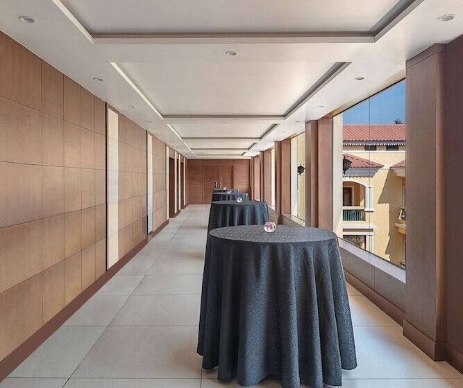 ホテル Country Inn & Suites By Radisson, Goa Candolim