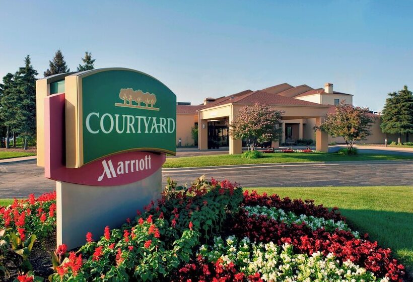 فندق Courtyard By Marriott Chicago Waukegan/gurnee