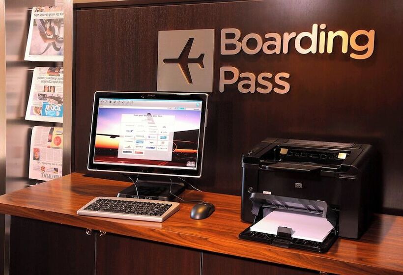 فندق Courtyard By Marriott Chicago Waukegan/gurnee