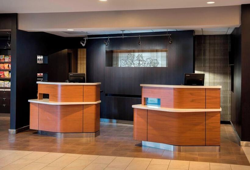فندق Courtyard By Marriott Chicago Waukegan/gurnee