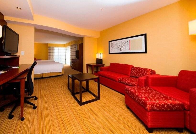 Отель Courtyard Warner Robins